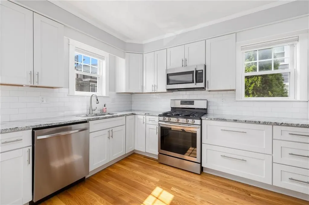 29 Savoy Street Providence RI 02906