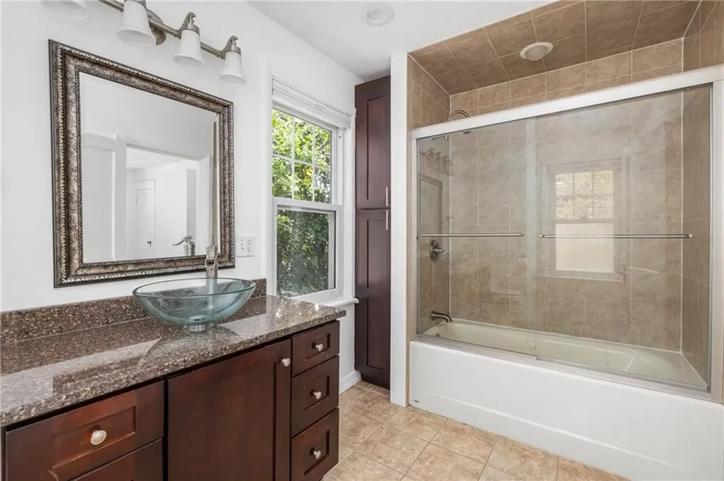 29 Savoy Street Providence RI 02906