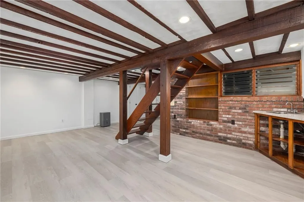 29 Savoy Street Providence RI 02906