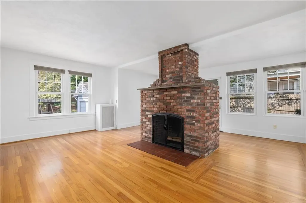 29 Savoy Street Providence RI 02906