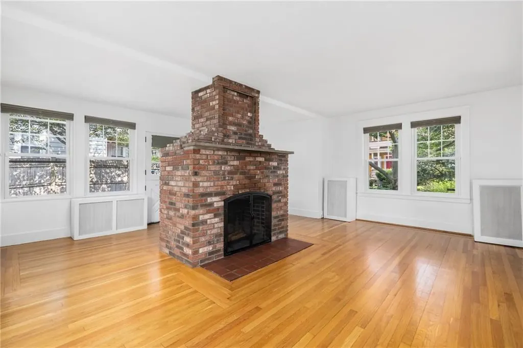29 Savoy Street Providence RI 02906
