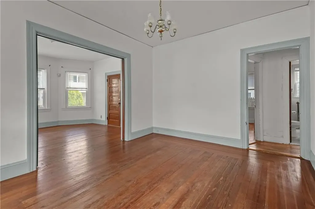 87 East Manning Street Providence RI 02906
