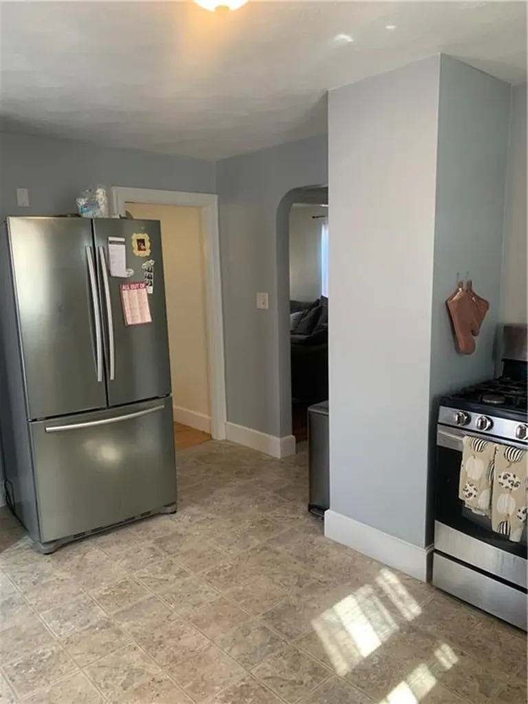 121 Blackburn Street Pawtucket RI 02861