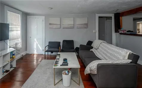 130 132 Spring Street Newport RI 02840
