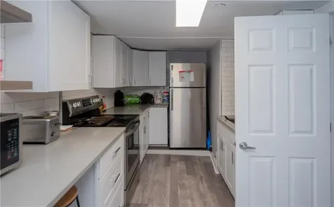 130 132 Spring Street Newport RI 02840