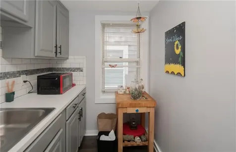 130 132 Spring Street Newport RI 02840