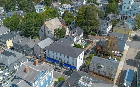 130 132 Spring Street Newport RI 02840