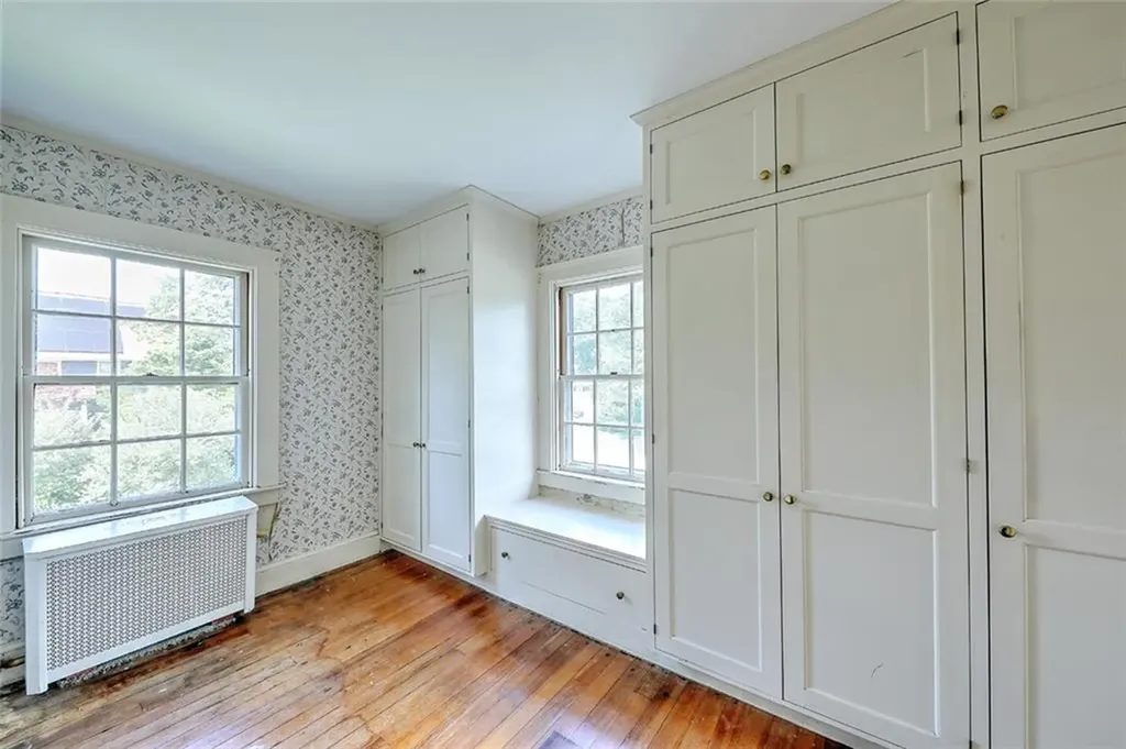 23 Annawamscutt Road Barrington RI 02806
