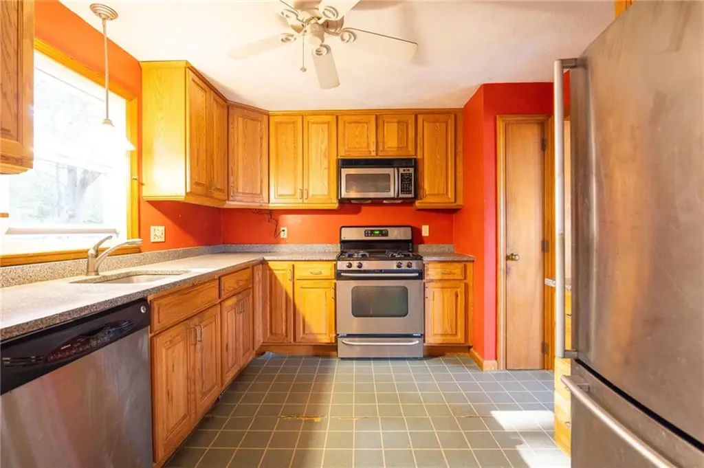 362 Beacon Avenue Woonsocket RI 02895