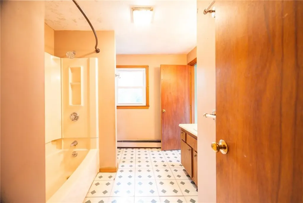 362 Beacon Avenue Woonsocket RI 02895