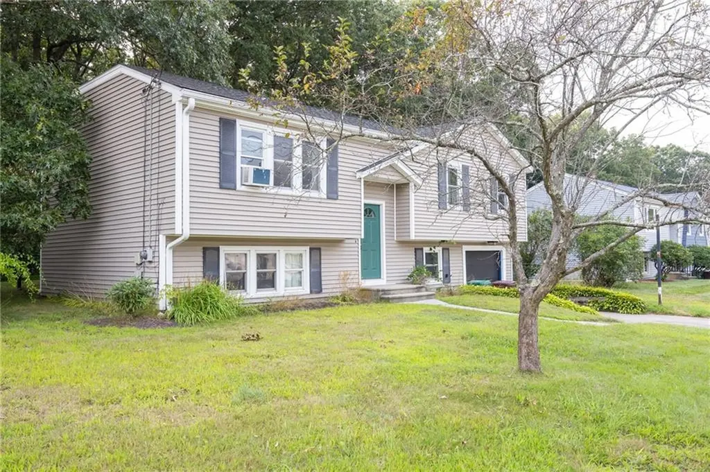 362 Beacon Avenue Woonsocket RI 02895