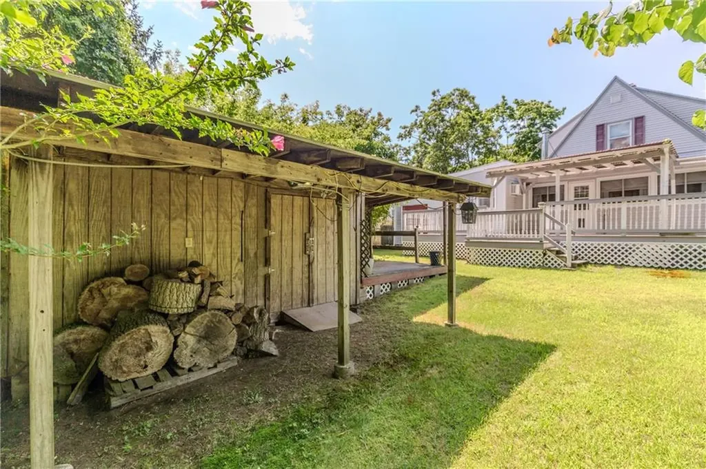 1598 West Shore Road Warwick RI 02889