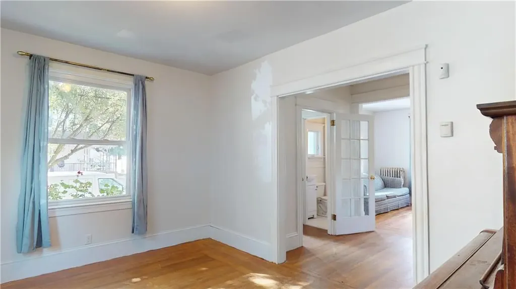 111 Rutherglen Avenue Providence RI 02907