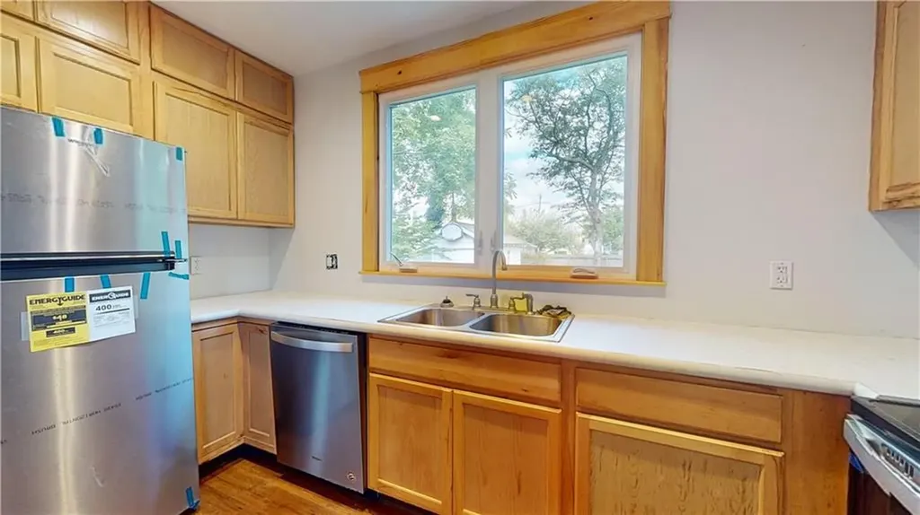 111 Rutherglen Avenue Providence RI 02907