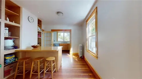 111 Rutherglen Avenue Providence RI 02907