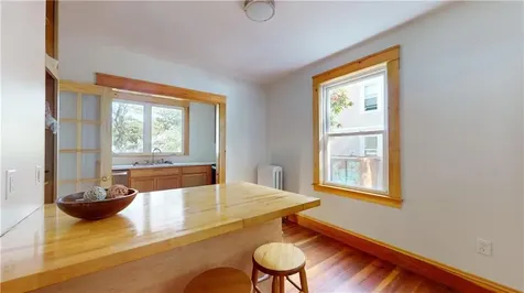 111 Rutherglen Avenue Providence RI 02907