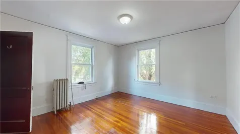 111 Rutherglen Avenue Providence RI 02907