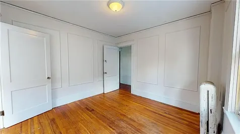 111 Rutherglen Avenue Providence RI 02907