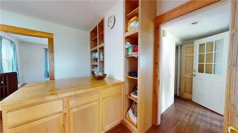 111 Rutherglen Avenue Providence RI 02907