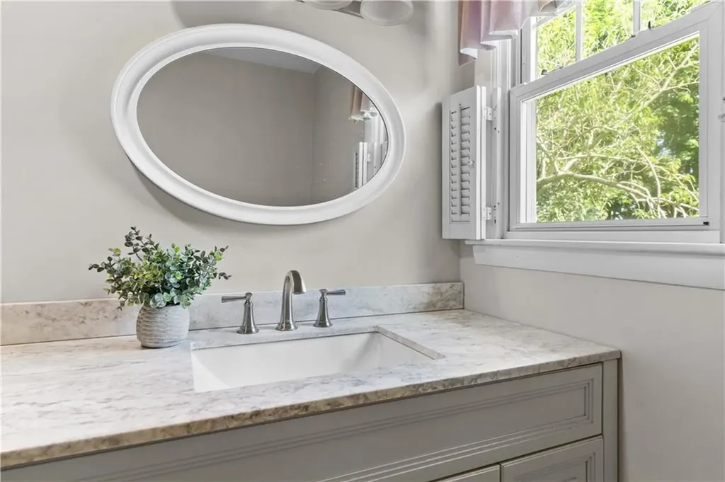 119 Sherwood Drive Portsmouth RI 02871