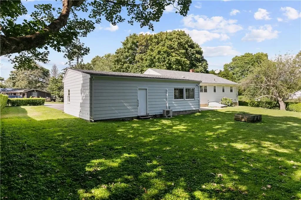 119 Sherwood Drive Portsmouth RI 02871