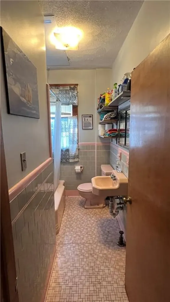 497 499 Hartford Avenue Providence RI 02909