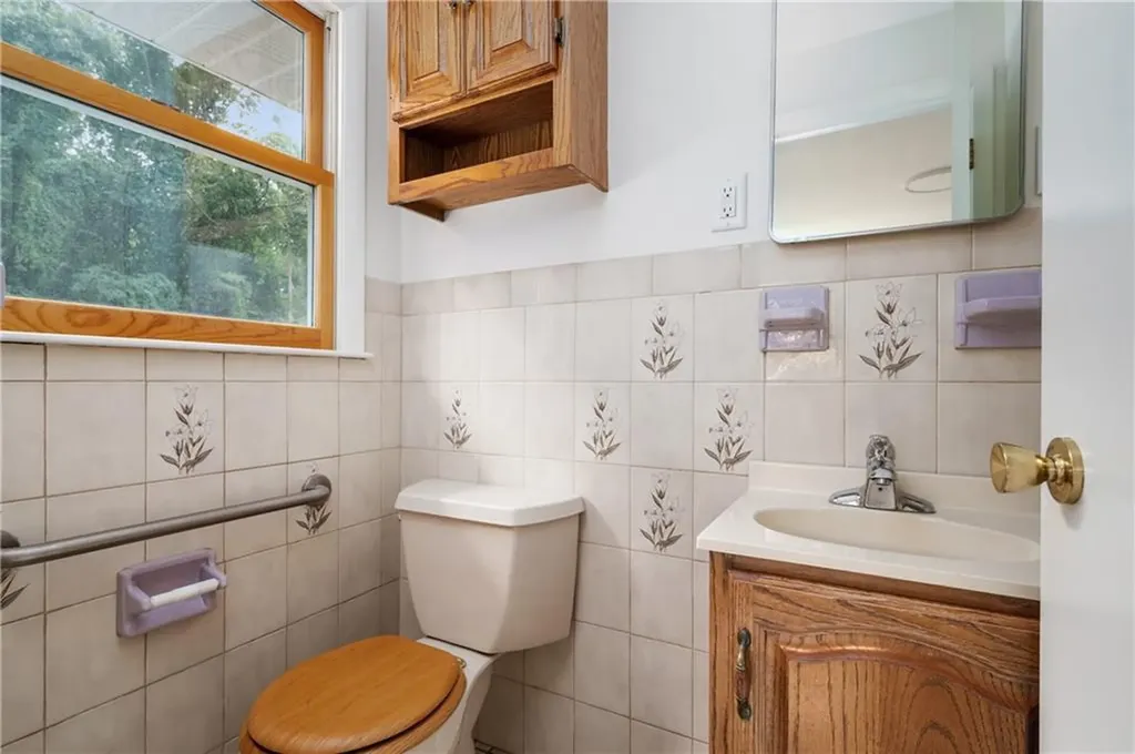 44 Forestdale Drive Cumberland RI 02864