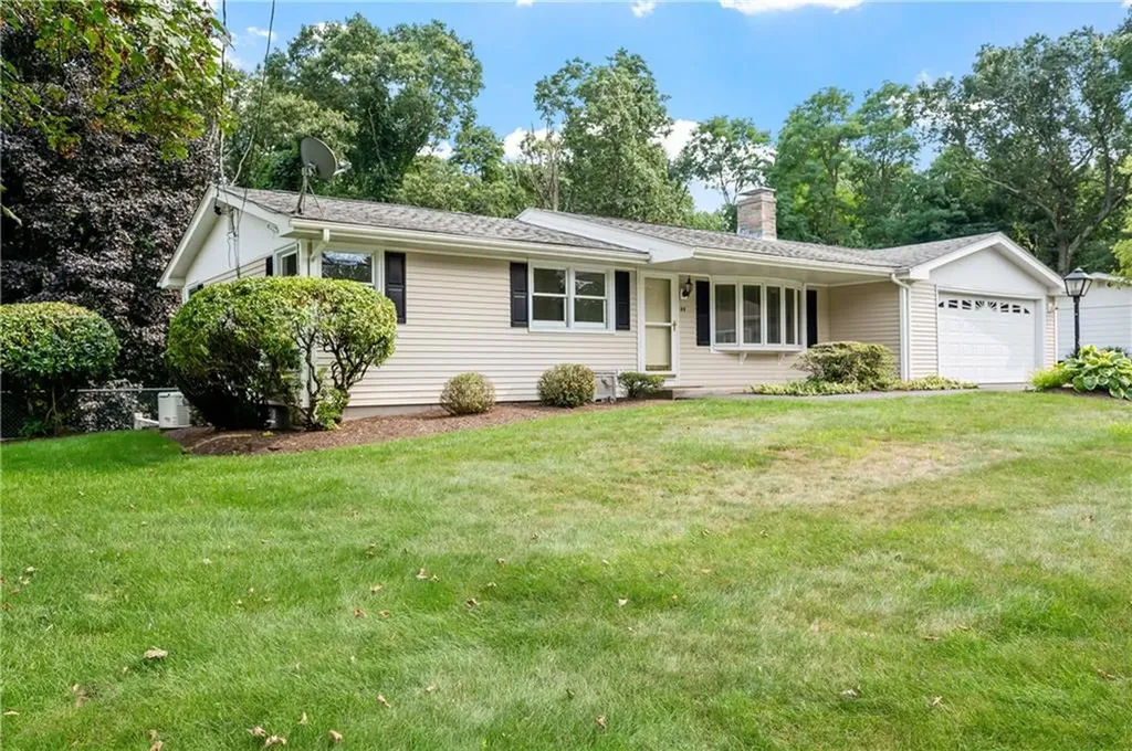 44 Forestdale Drive Cumberland RI 02864