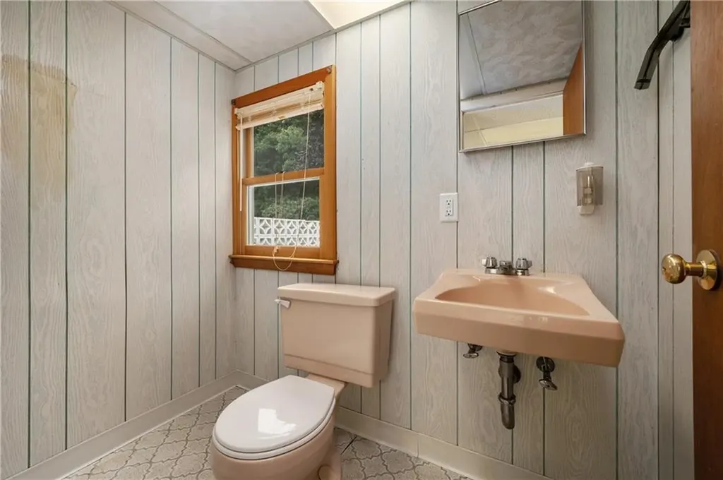 44 Forestdale Drive Cumberland RI 02864