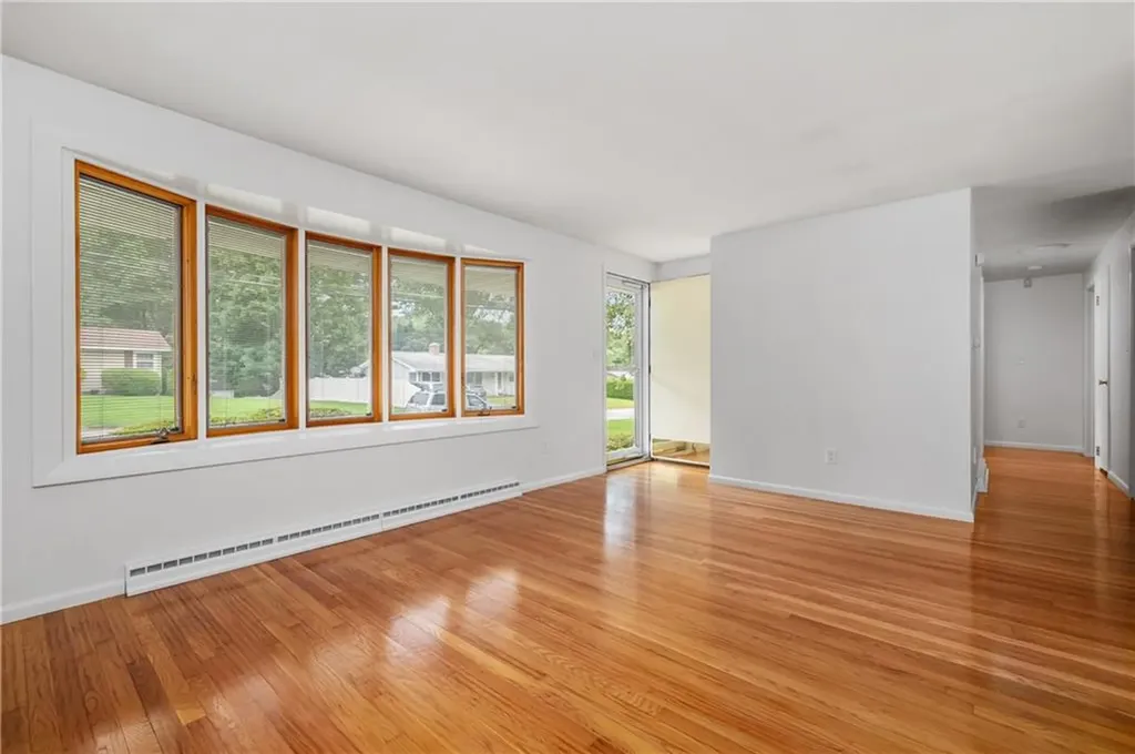 44 Forestdale Drive Cumberland RI 02864