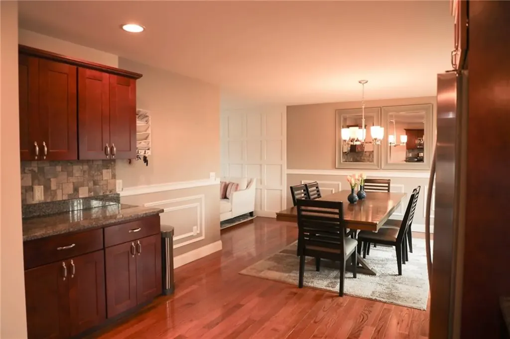 32 Springdale Avenue North Providence RI 02904