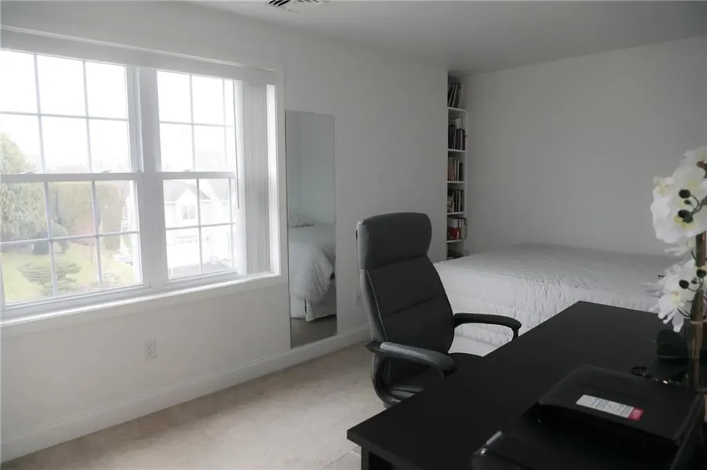 32 Springdale Avenue North Providence RI 02904