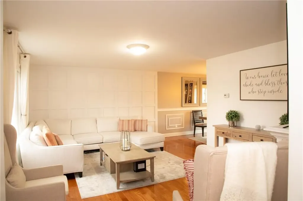 32 Springdale Avenue North Providence RI 02904