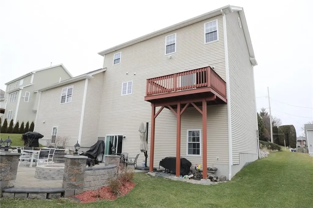 32 Springdale Avenue North Providence RI 02904