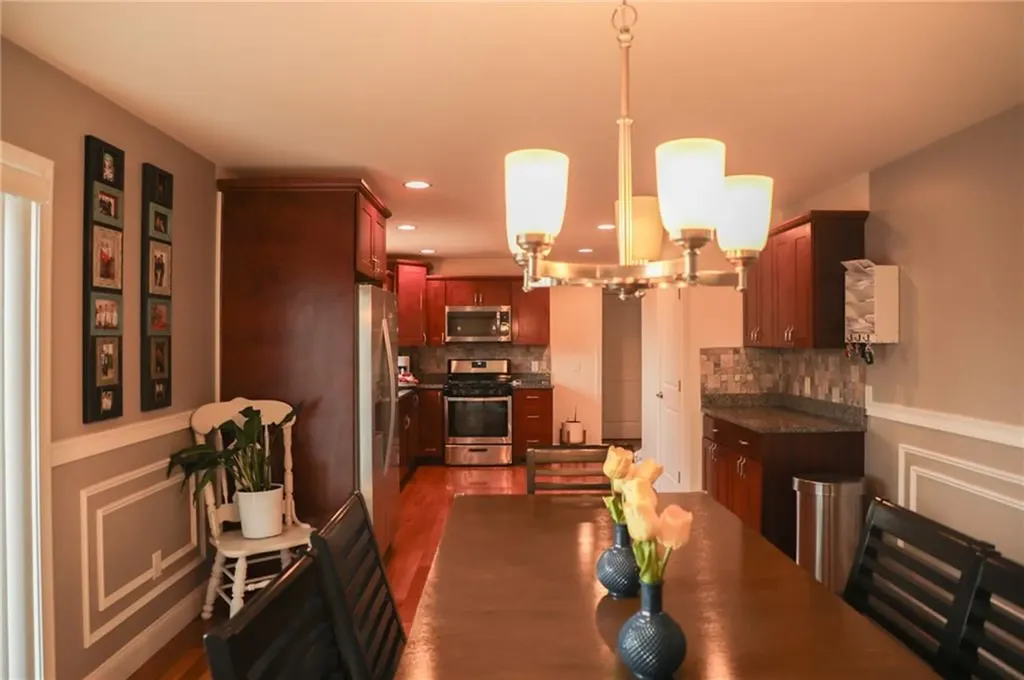 32 Springdale Avenue North Providence RI 02904
