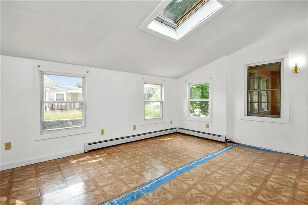 176 Talcott Street Woonsocket RI 02895