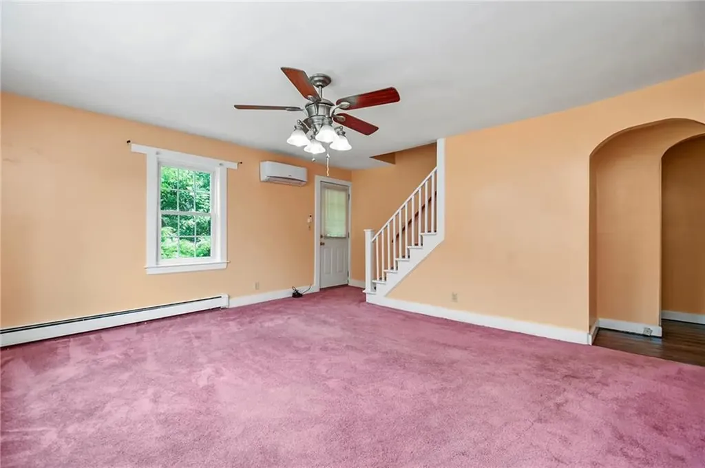 176 Talcott Street Woonsocket RI 02895