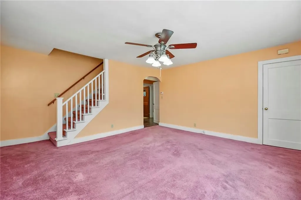 176 Talcott Street Woonsocket RI 02895