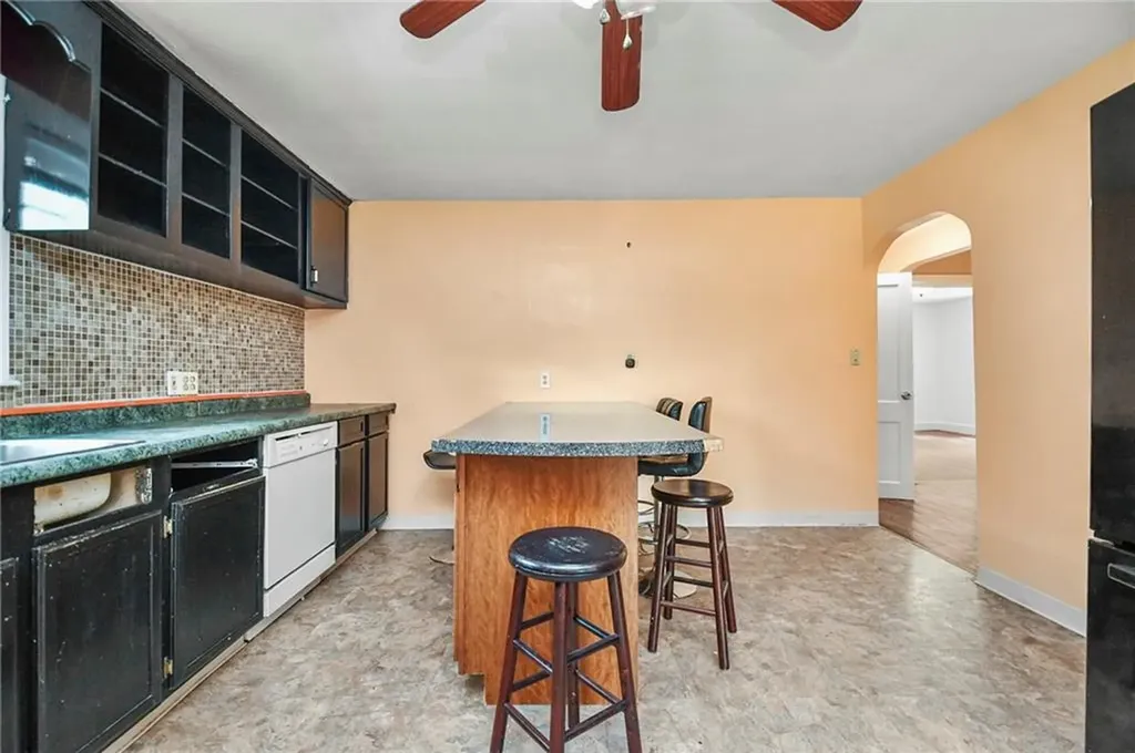 176 Talcott Street Woonsocket RI 02895