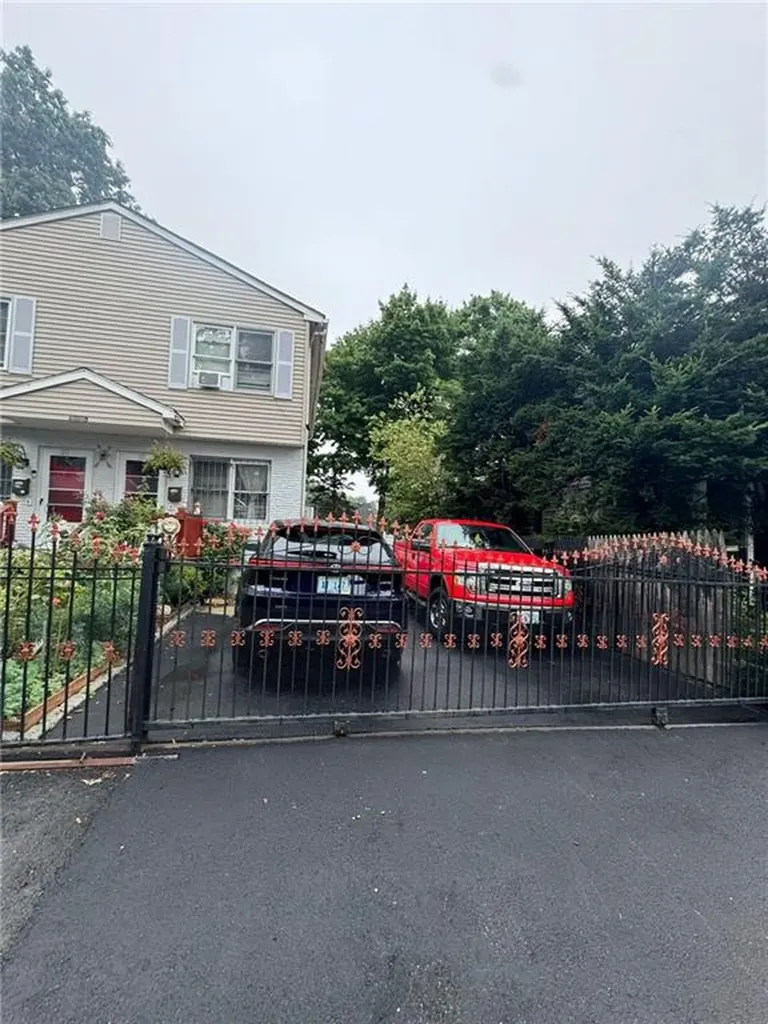 25 Atlas Street Providence RI 02904