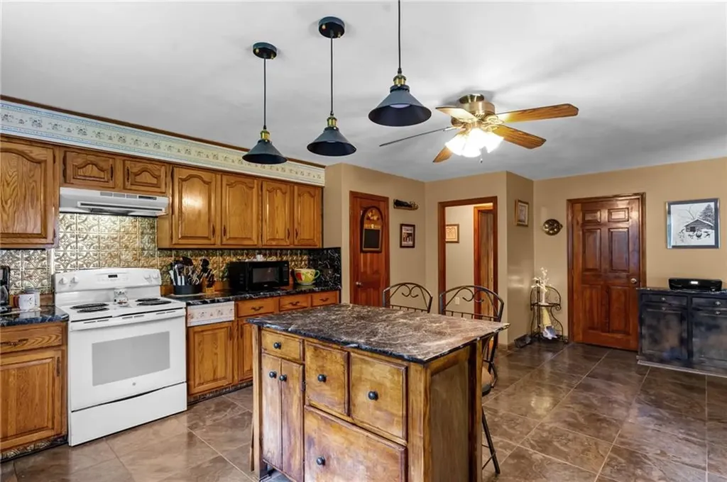 104 Burlingame Road Smithfield RI 02917