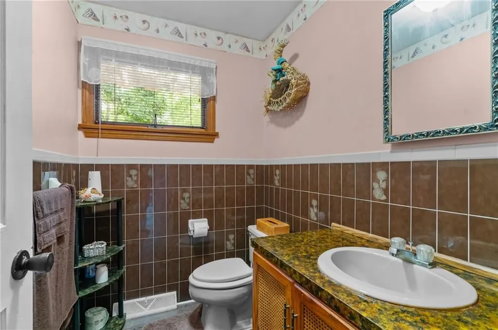 104 Burlingame Road Smithfield RI 02917