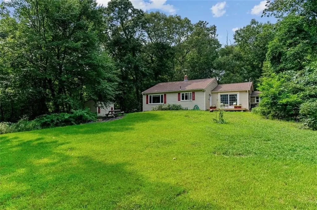 104 Burlingame Road Smithfield RI 02917