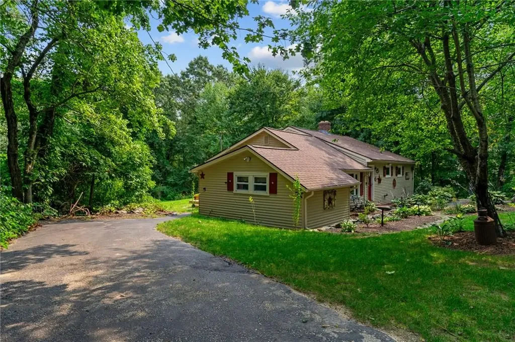 104 Burlingame Road Smithfield RI 02917