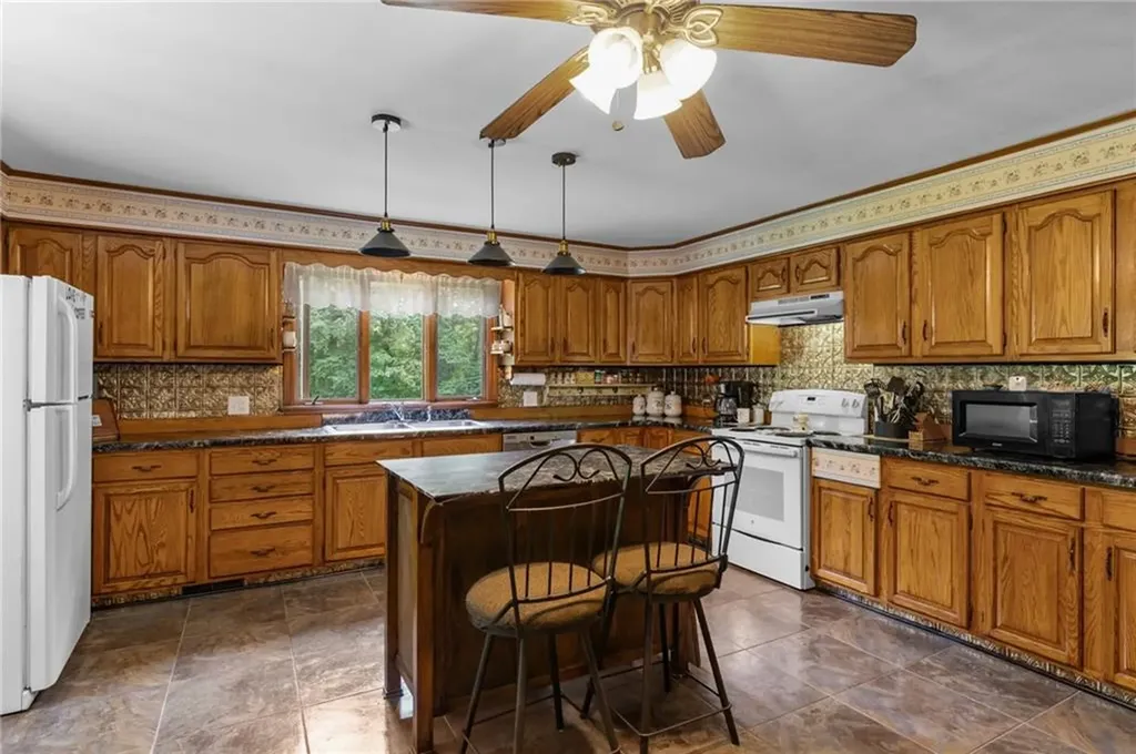 104 Burlingame Road Smithfield RI 02917