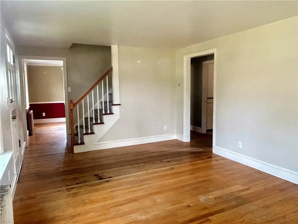 78 Natick Avenue Warwick RI 02886