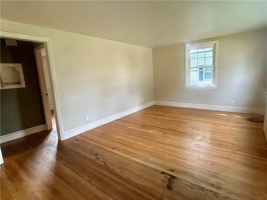 78 Natick Avenue Warwick RI 02886