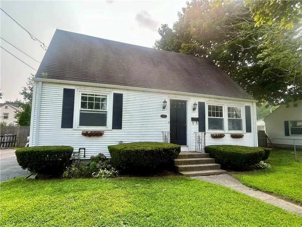 78 Natick Avenue Warwick RI 02886