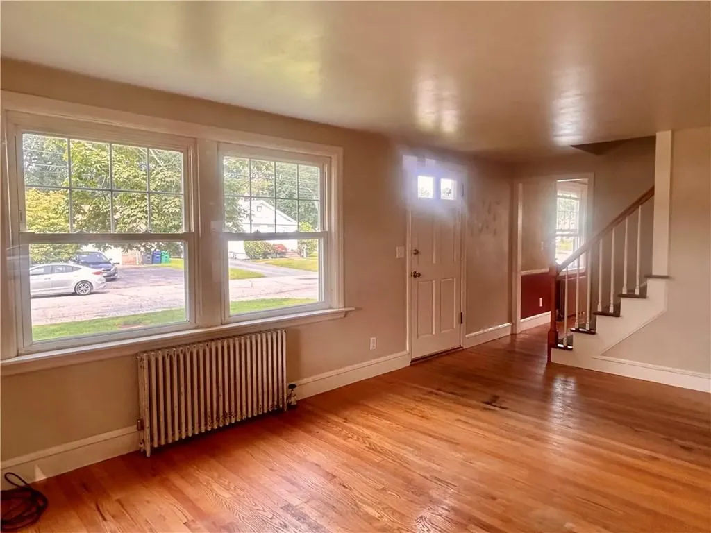 78 Natick Avenue Warwick RI 02886