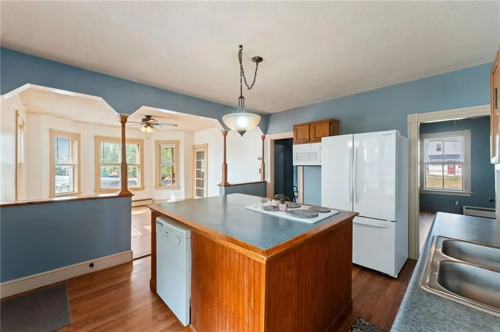 38 Emerson Street Woonsocket RI 02895